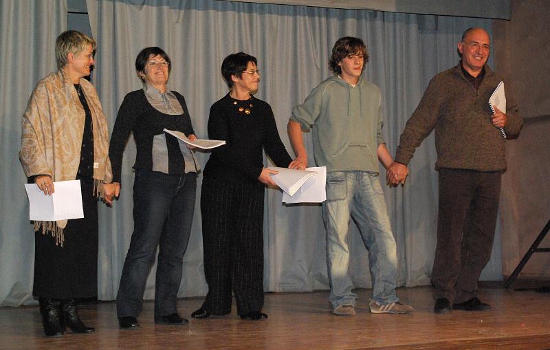 Avant Premiere Aux Pres 17 nov 2007 a Cabariot Baladins BreuilMagne_076.jpg
